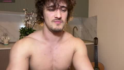 Snapshot of manolein chatting on March 3, 10:26 pm manolein online show from March 3, 10:26 pm