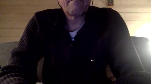 Snapshot of manpower2012 chatting on February 4, 10:58 pm Manpo online show from February 4, 10:58 pm