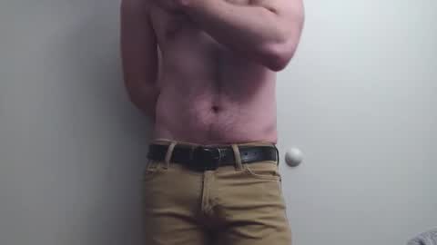 Snapshot of mantoy2000 chatting on December 13, 11:32 pm mantoy2000 online show from December 13, 11:32 pm