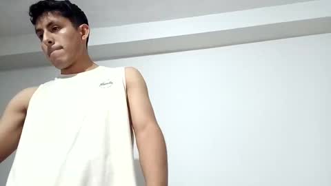 Snapshot of manucurve chatting on September 30, 2:16 am manucurve online show from September 30, 2:16 am