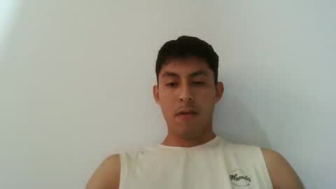 Snapshot of manucurve chatting on October 5, 2:59 pm manucurve online show from October 5, 2:59 pm