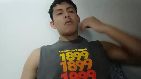 Snapshot of manucurve chatting on October 13, 2:55 am manucurve online show from October 13, 2:55 am