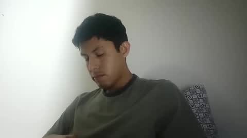 Snapshot of manucurve chatting on October 19, 1:06 am manucurve online show from October 19, 1:06 am