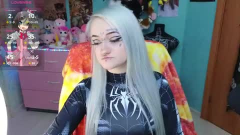 Manuela online show from April 28, 8:58 pm