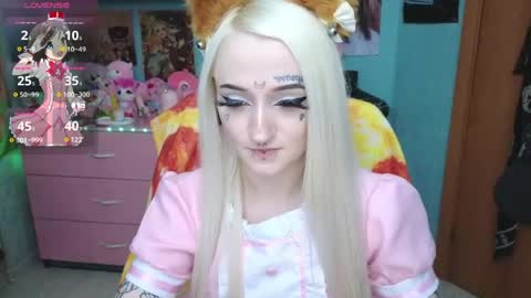 Manuela online show from May 22, 8:58 pm