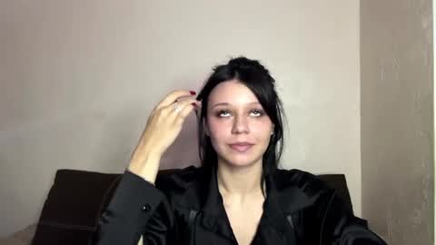 Snapshot of manya_money chatting on June 24, 6:29 pm Polly online show from June 24, 6:29 pm