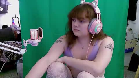 Maple online show from February 22, 2:13 am