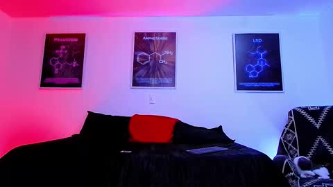 Snapshot of mar_con_luna_ chatting on February 20, 12:51 am MARIII online show from February 20, 12:51 am