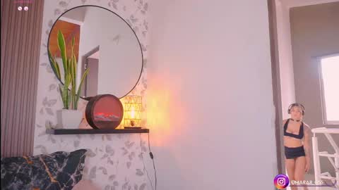 Snapshot of mara__ross chatting on May 13, 3:31 pm Mara Independent Model online show from May 13, 3:31 pm