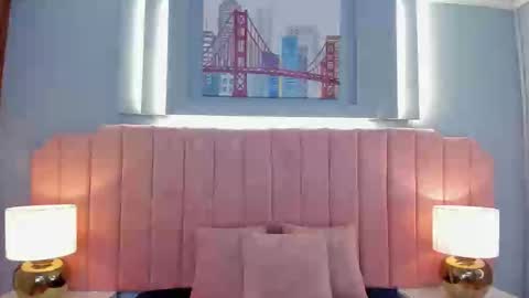 Snapshot of mara_brooks chatting on December 21, 9:25 pm Mara online show from December 21, 9:25 pm