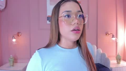 Snapshot of mara_brooks chatting on December 29, 6:38 pm Mara online show from December 29, 6:38 pm