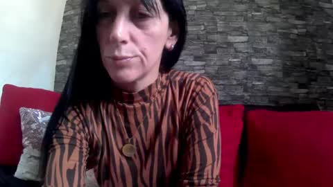 Snapshot of mara_david chatting on June 6, 3:17 pm coshitaxxx online show from June 6, 3:17 pm