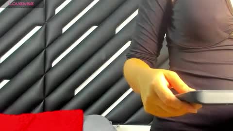 Mara  online show from February 17, 7:31 pm