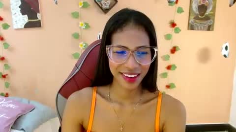 Snapshot of mara_summer chatting on June 29, 1:22 pm Mara 3 online show from June 29, 1:22 pm
