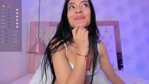 Snapshot of mara_vibe chatting on March 5, 8:21 pm Mara online show from March 5, 8:21 pm