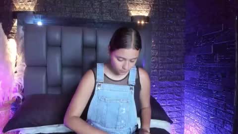 maraa_rivera online show from October 20, 7:14 pm