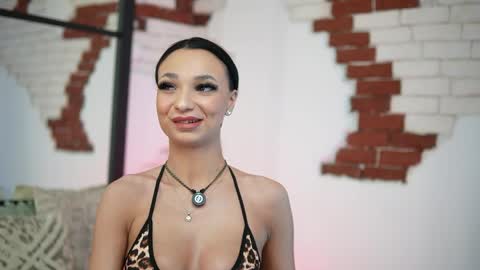 Snapshot of maraciel chatting on April 28, 8:47 pm Mara online show from April 28, 8:47 pm