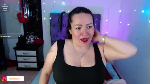 maradiaz11 online show from February 24, 7:01 pm