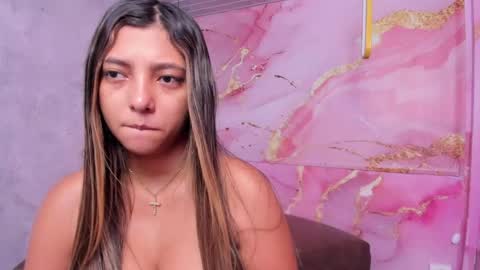 Maraluna online show from April 15, 11:50 am