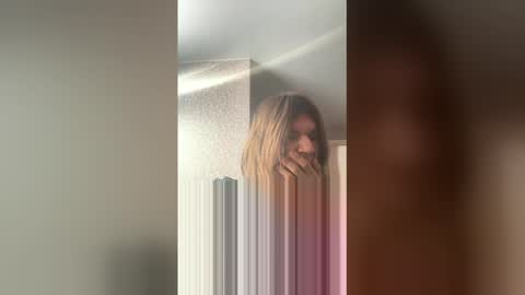 Snapshot of maratraher chatting on February 15, 12:14 pm maratraher online show from February 15, 12:14 pm