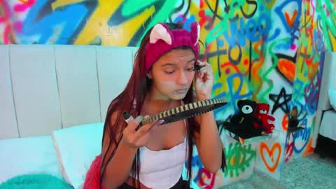 Maray Lous  online show from April 1, 8:39 pm