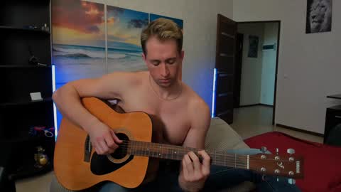 Snapshot of marc105100 chatting on January 29, 8:29 am alex marvelxx online show from January 29, 8:29 am