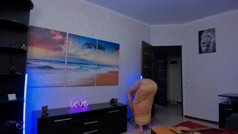 Snapshot of marc105100 chatting on January 29, 5:02 pm alex marvelxx online show from January 29, 5:02 pm