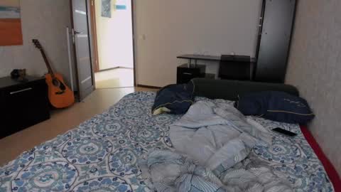 Snapshot of marc105100 chatting on February 5, 7:18 am alex marvelxx online show from February 5, 7:18 am