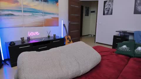 Snapshot of marc105100 chatting on March 6, 8:41 am alex marvelxx online show from March 6, 8:41 am