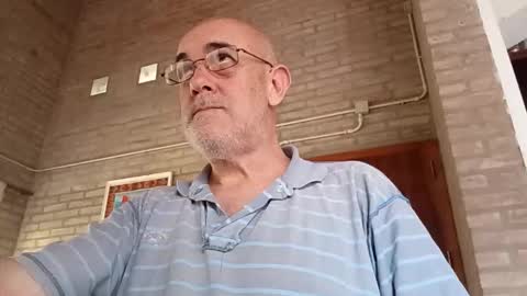 Snapshot of marcekir chatting on October 4, 7:34 pm marcekir online show from October 4, 7:34 pm