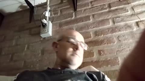 Snapshot of marcekir chatting on October 12, 2:43 am marcekir online show from October 12, 2:43 am