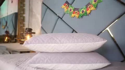 Snapshot of marcela_rojas chatting on July 12, 11:34 am marcela_rojas online show from July 12, 11:34 am