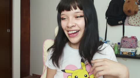 Snapshot of marceline_0 chatting on December 24, 3:49 am Marceline  online show from December 24, 3:49 am