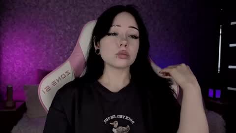 Snapshot of marceline_red chatting on July 15, 11:48 am Lady Marceline online show from July 15, 11:48 am