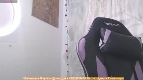 Snapshot of marceline_uu chatting on July 22, 12:41 pm M A R C I online show from July 22, 12:41 pm