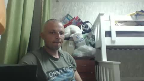 march_cat300 online show from April 18, 8:31 pm