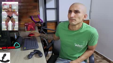 Marck  Independent model  online show from April 13, 1:33 am