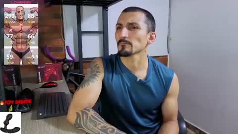 Snapshot of marckmuscle chatting on June 25, 5:12 am Marck Independent model online show from June 25, 5:12 am