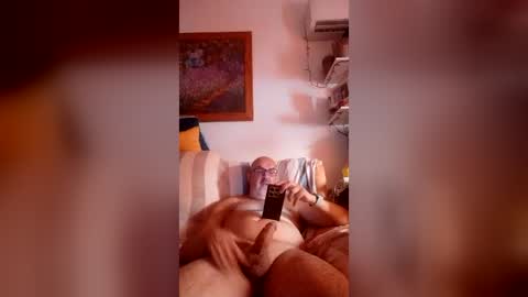 Snapshot of marco23525 chatting on August 7, 10:28 am marco23525 online show from August 7, 10:28 am