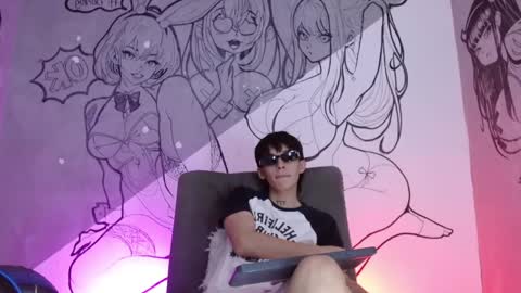 Snapshot of marco_777_ chatting on April 23, 6:43 pm marco_777_ online show from April 23, 6:43 pm