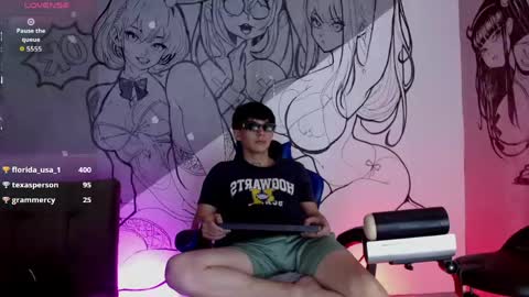 Snapshot of marco_777_ chatting on June 6, 7:40 pm marco_777_ online show from June 6, 7:40 pm