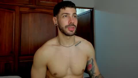 Snapshot of marco_tahani_ chatting on June 19, 1:37 pm Marco IG marco tahani online show from June 19, 1:37 pm