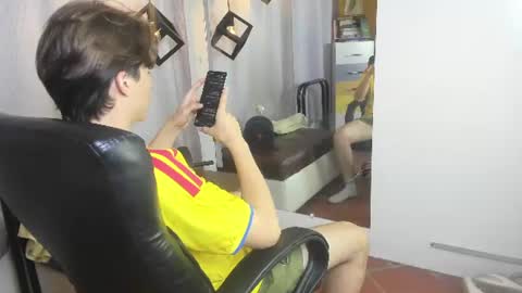 Snapshot of marcoviolet chatting on July 3, 7:20 pm marcoviolet online show from July 3, 7:20 pm