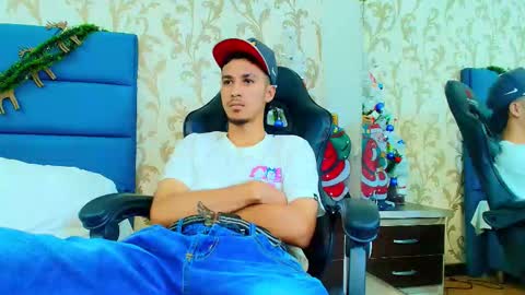 marcus_jeron online show from December 17, 12:27 am