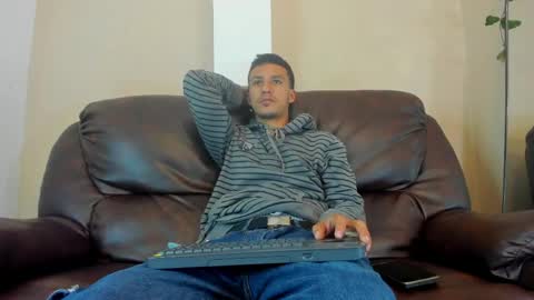 marcus_jeron online show from May 6, 12:30 am