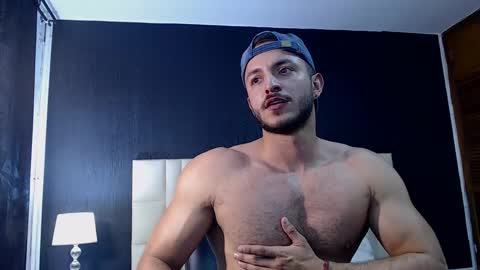 Snapshot of marcus_lafourt chatting on December 4, 6:39 pm marcus_lafourt online show from December 4, 6:39 pm