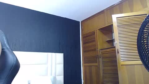 Snapshot of marcus_lafourt chatting on December 4, 9:46 pm marcus_lafourt online show from December 4, 9:46 pm