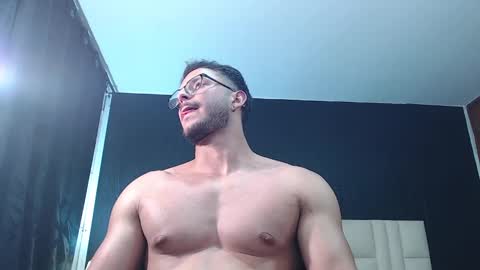 Snapshot of marcus_lafourt chatting on December 14, 2:23 am marcus_lafourt online show from December 14, 2:23 am