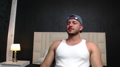 Snapshot of marcus_lafourt chatting on January 21, 12:04 am marcus_lafourt online show from January 21, 12:04 am