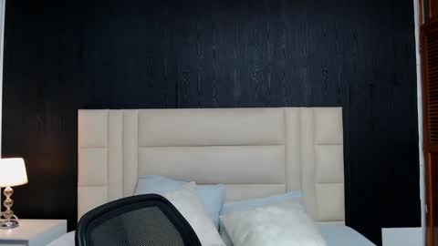 Snapshot of marcus_lafourt chatting on January 28, 2:43 am marcus_lafourt online show from January 28, 2:43 am